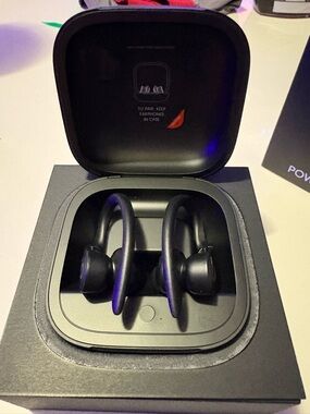 Beats by Dre Powerbeats Wireless Ear-Hook Headphones - Black